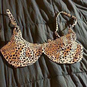 Cheetah/dot print bikini top